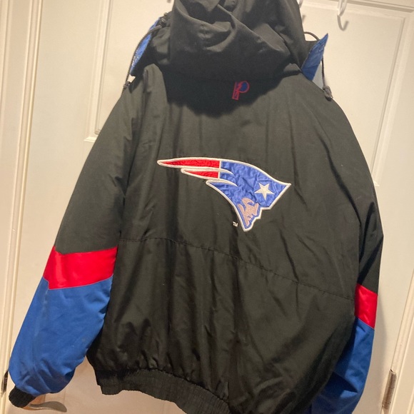 New England Patriots reversible, winter jacket, from Gillette Stadium - Picture 5 of 5